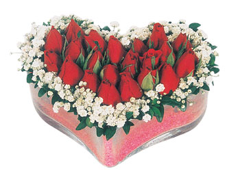  Iğdır Karaağaç internetten çiçek satışı  mika kalpte kirmizi güller 9 
