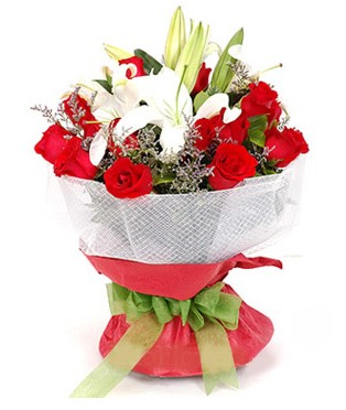  Iğdır Aşağı erhacı online çiçek gönderme sipariş  1 dal kazablanka 11 adet kırmızı gül buketi