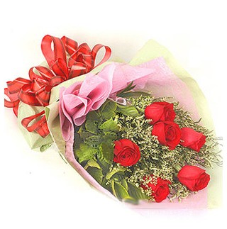  Iğdır Konaklı internetten çiçek siparişi  6 adet kırmızı gülden buket