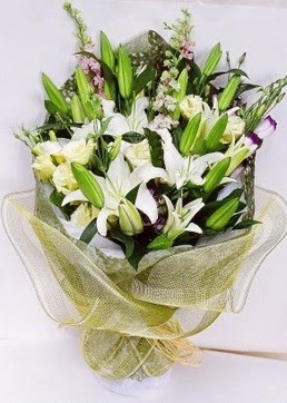  Iğdır Aralık İnternetten çiçek siparişi  3 adet kazablankalardan görsel buket çiçeği