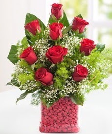 Cam içerisinde 9 adet kırmızı gül  Iğdır Enginalan uluslararası çiçek gönderme 